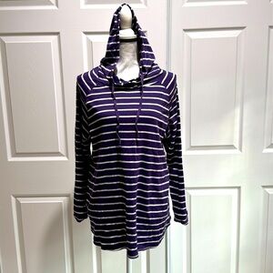 Eddie Bauer Long Sleeve Hoodie Tee